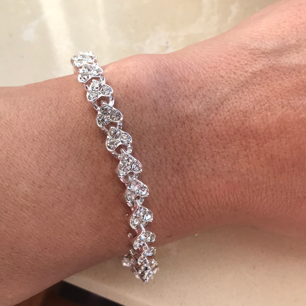 Just In ✨CZ Sterling Silver Heart Bracelet - Picture 4 of 10